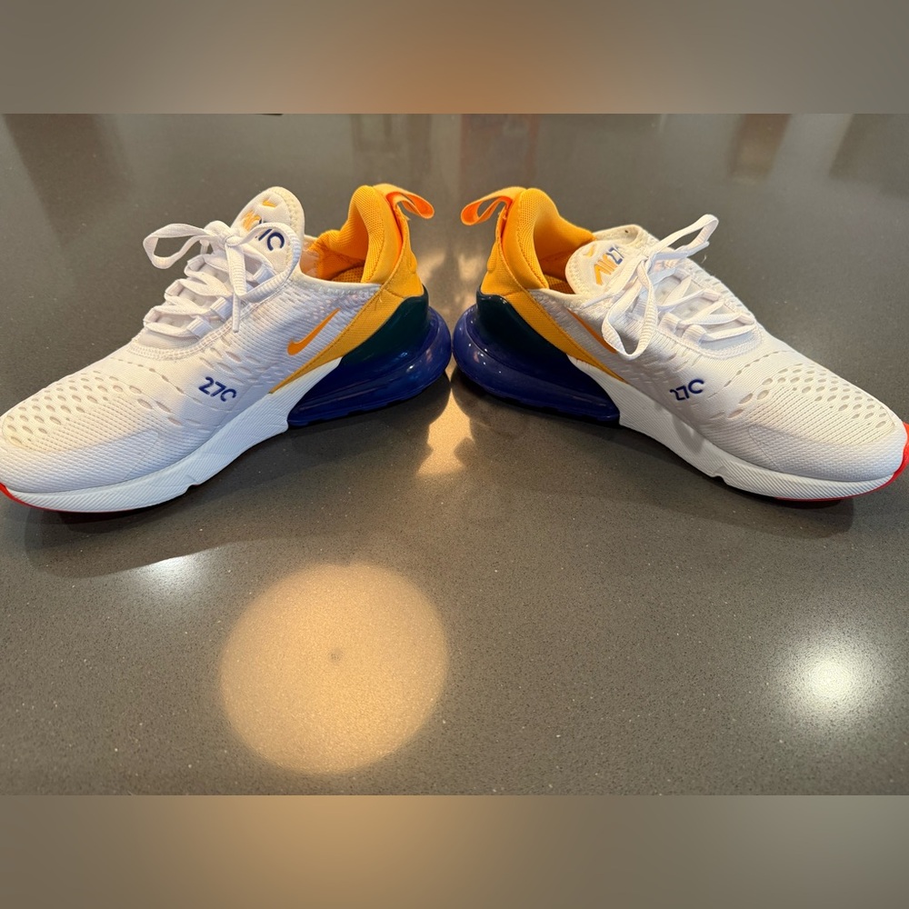Nike Air 270 White and Orange Sneakers with Breathable Mesh - Picture 6 of 8